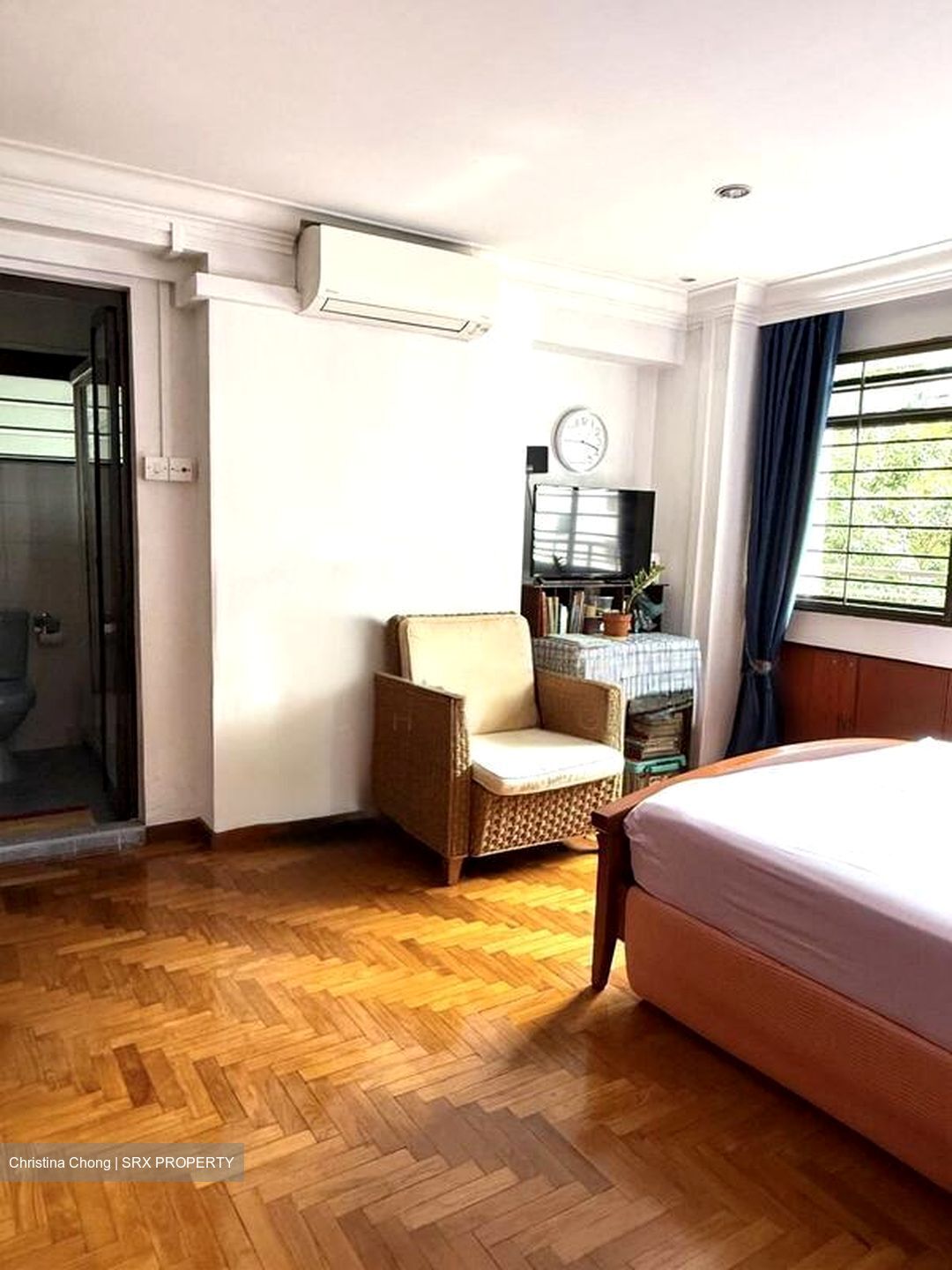 Blk 288C Jurong East Street 21 (Jurong East), HDB Executive #518999551